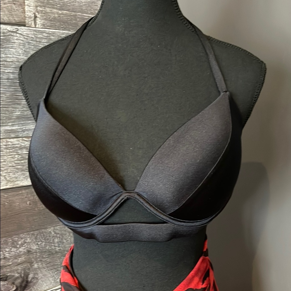 VS bathing suit top NWOT